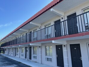 Exterior - Clearwater Inn (Clearwater)