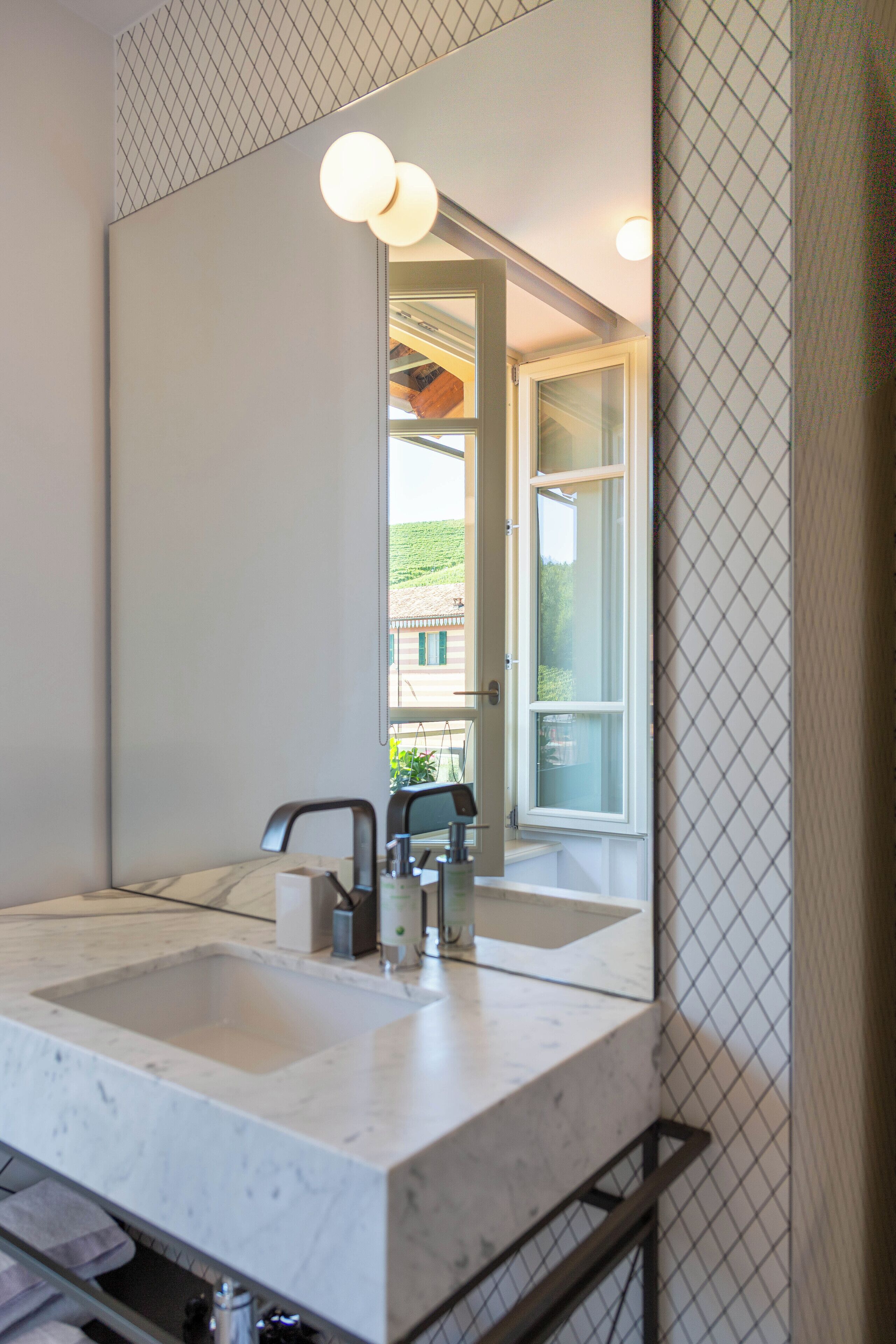 camera superior | bathroom | rainfall showerhead, free toiletries, hair dryer, bathrobes