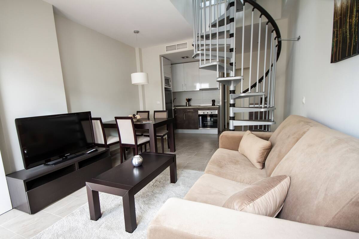 Appartement Confort (Duplex, Calle Biedmas 2) | Salle de séjour