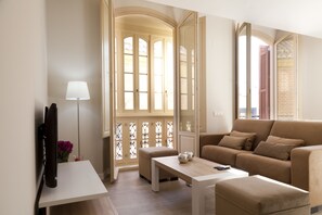 Apartment, 2 Bedrooms (Duplex, Calle Carreteria 31, 68)