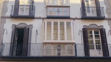 Façana frontal de l'allotjament