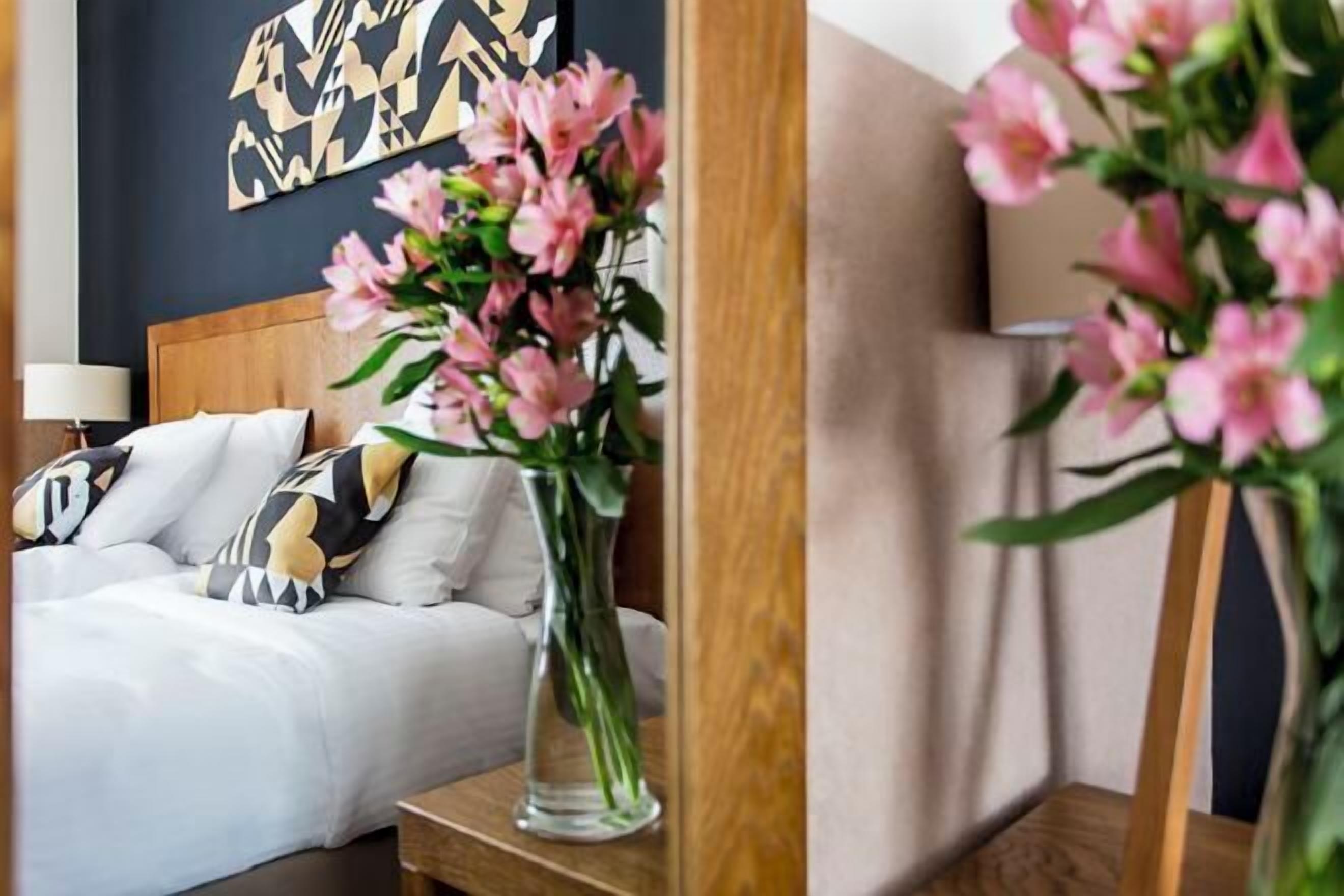 In-room safe, desk, laptop workspace, soundproofing