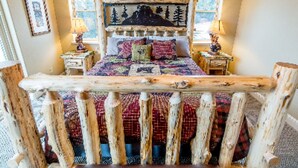Luxury Suite, Ensuite, Mountain View (Panorama Trail Suite) - Inn the Woods Suites (Ahwahnee)