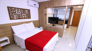 Standard Double Room, 1 Double Bed | In-room safe, blackout drapes, iron/ironing board (on request) - Flat California (Belo Horizonte)