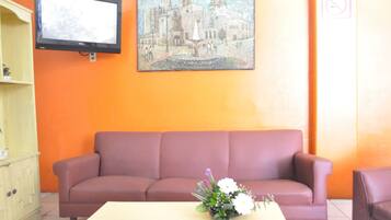 Coin salon dans le hall
