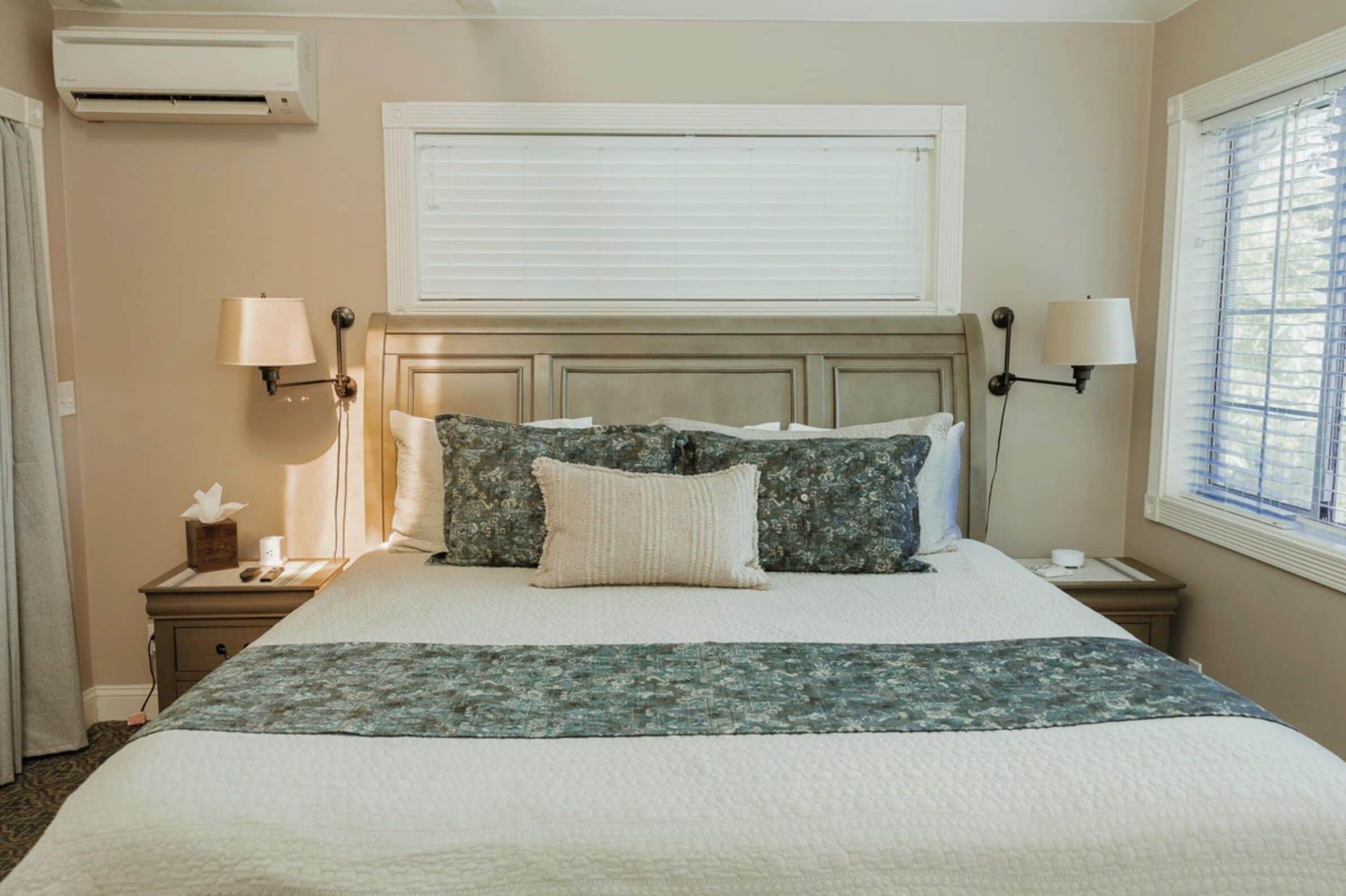 客房, 1 張特大雙人床 | 高級寢具、獨特裝潢、布置獨特、熨斗/熨衣板