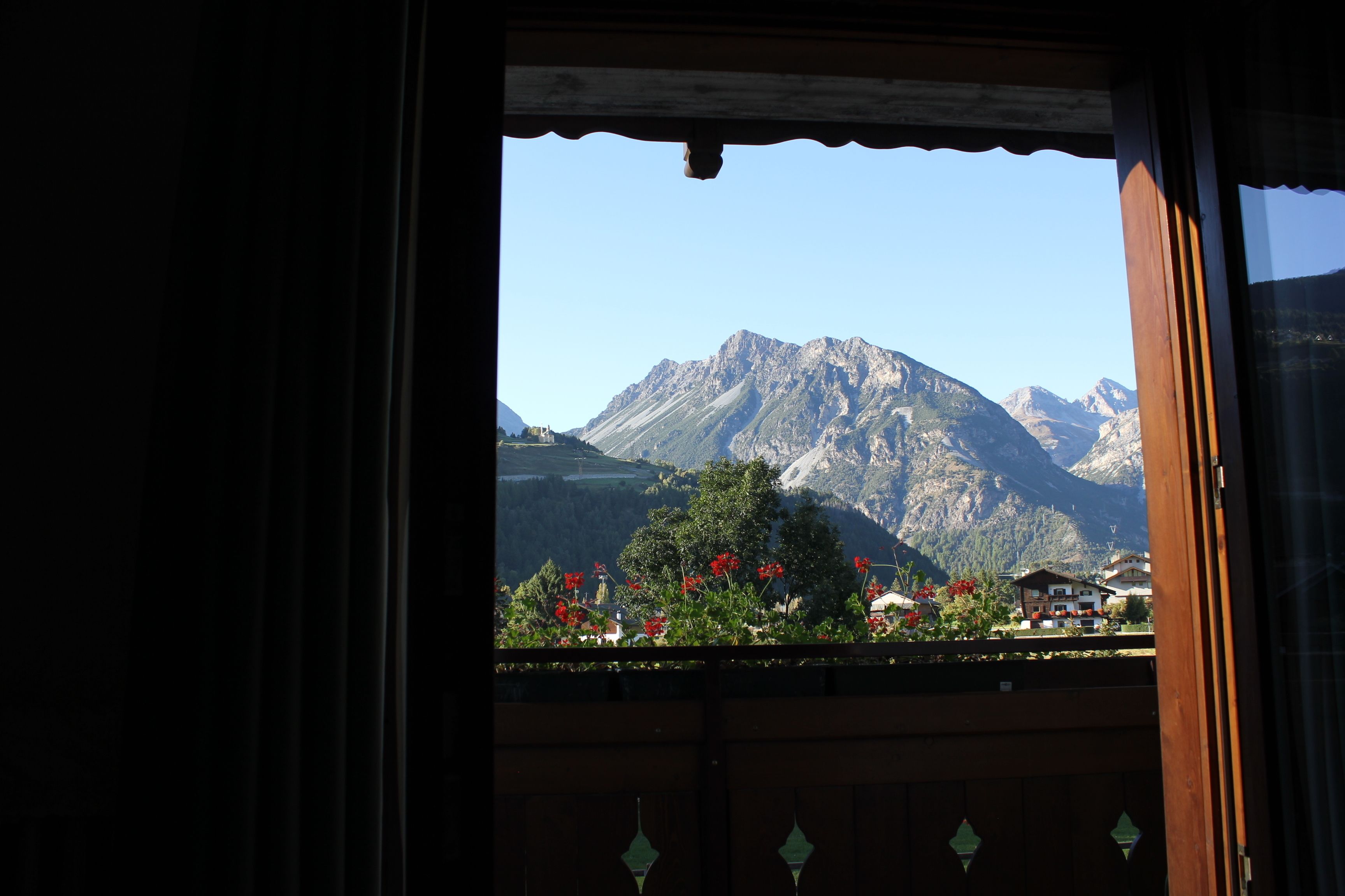 Double or Twin Room, Balcony | Desk, free cribs/infant beds, rollaway beds, free WiFi