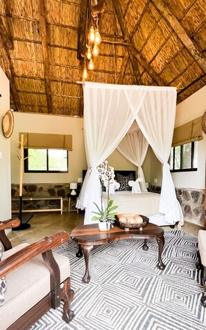 Romantic Double Room, 1 Queen Bed, Non Smoking, River View | Premium bedding, minibar, individually decorated, individually furnished - Baluleni Safari Lodge (Phalaborwa)