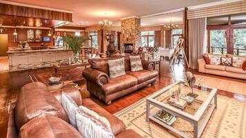 ロビー応接スペース