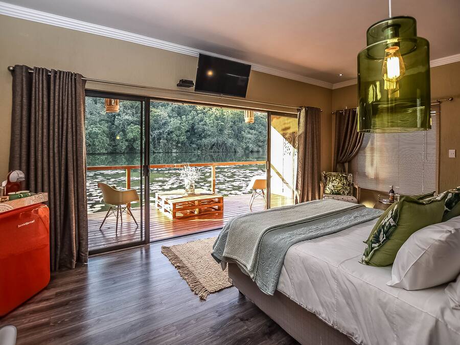 Deluxe Double Room, Lake View | Pemandangan tasik