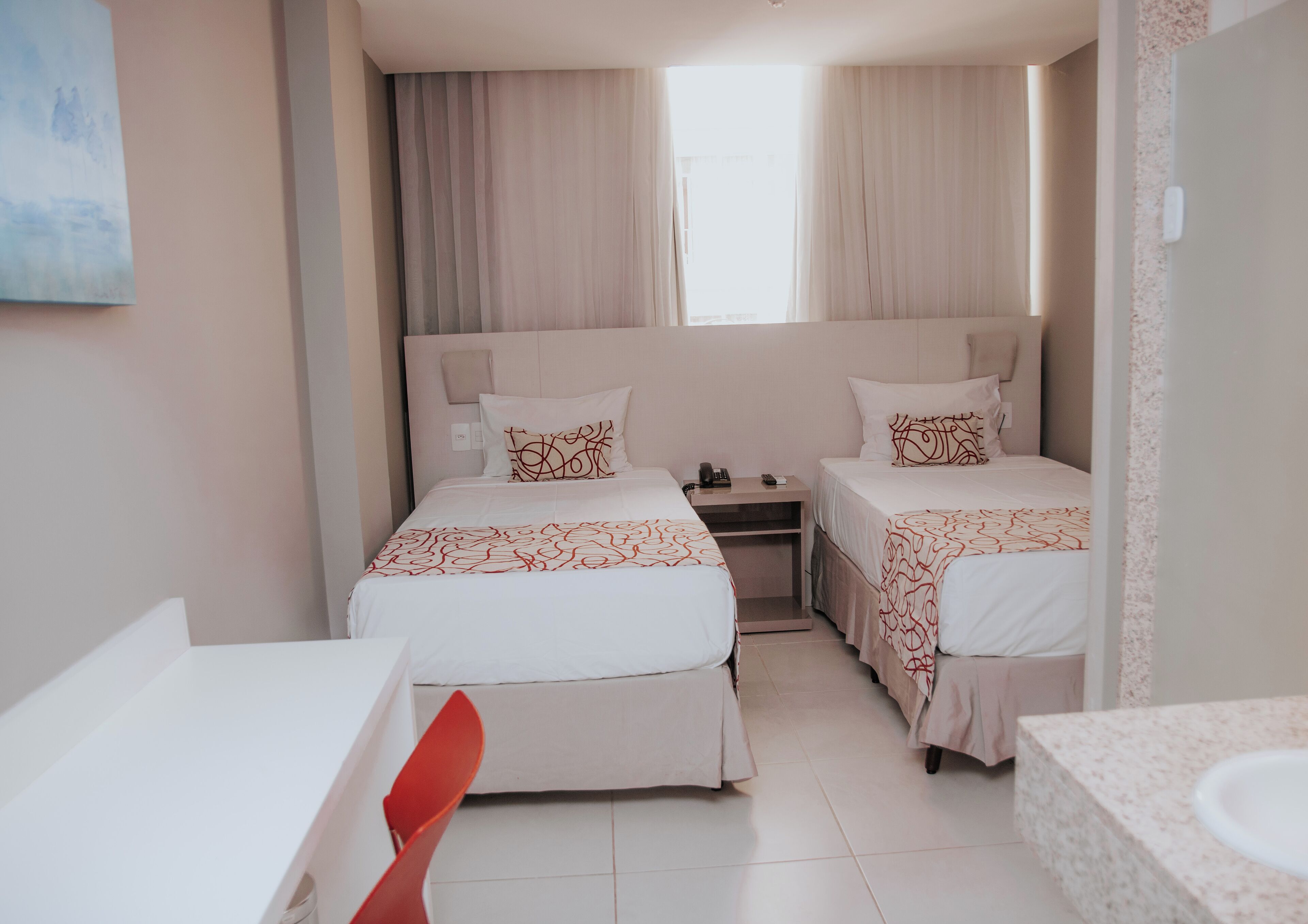 standard twin room | minibar, desk, laptop workspace, blackout curtains