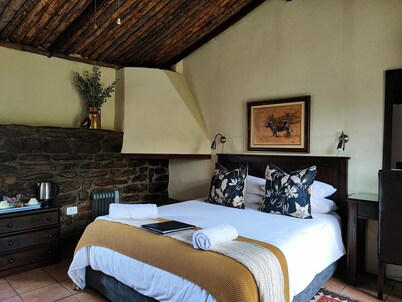 Ganora Guestfarm & Excursions