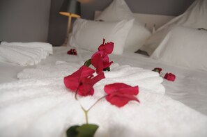 Casa família | 2 quartos, cofres nos quartos, escrivaninha