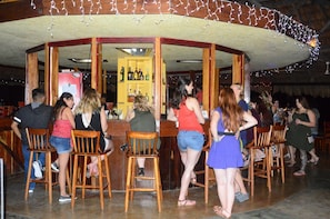Bar (on property) - Lamanai Landings Hotel and Marina (Orange Walk)
