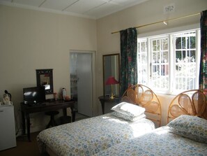 Double Room | 1 bedroom, down comforters, blackout drapes, free WiFi