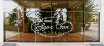 Hotel Anna Inn