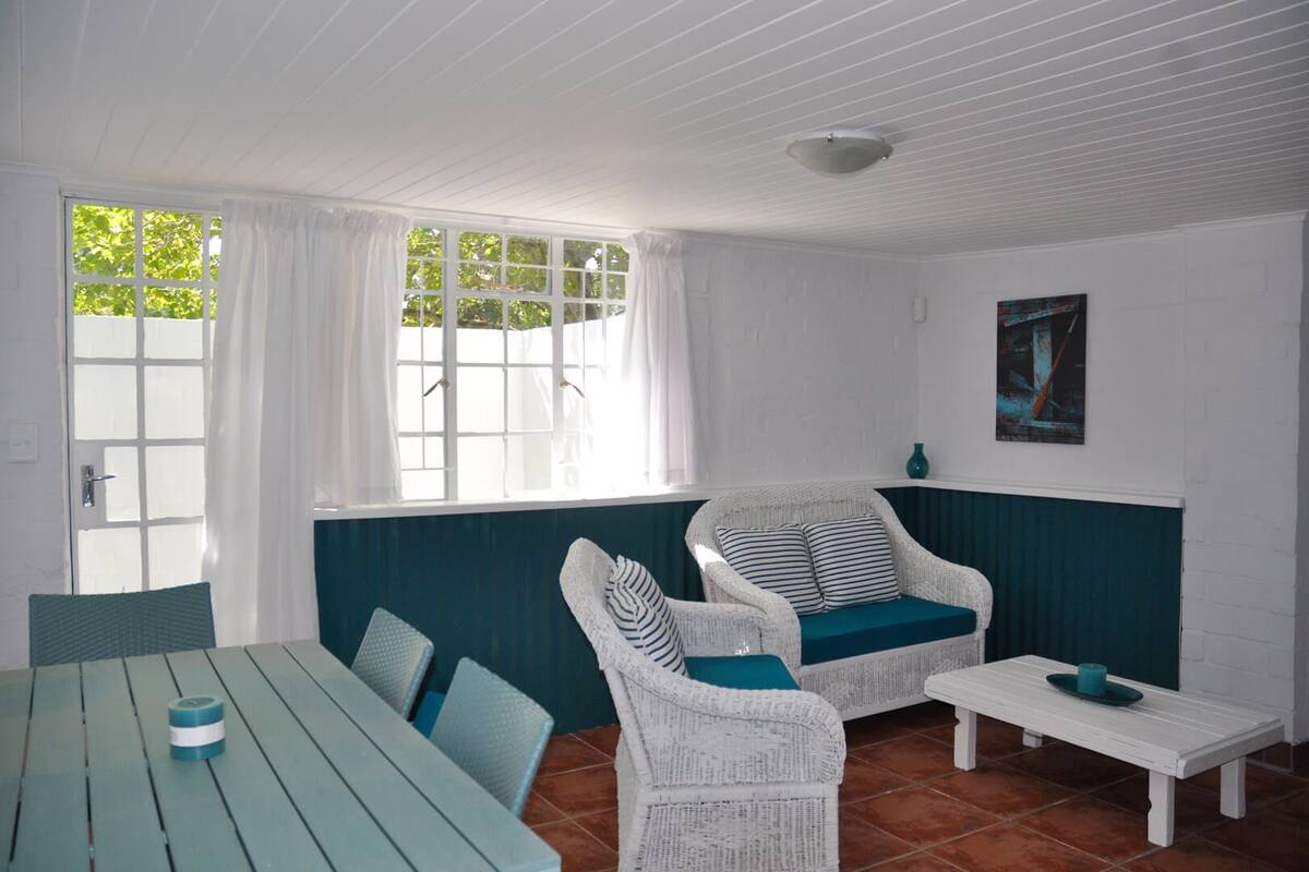 The Milkshed | Living area