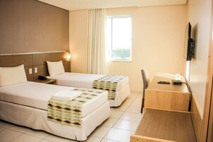 Standard-Einzelzimmer (Twin) | Minibar, Schreibtisch, Verdunkelungsvorhänge, Reisekinderbett