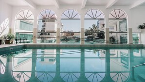 Piscine couverte