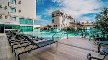 Una piscina techada