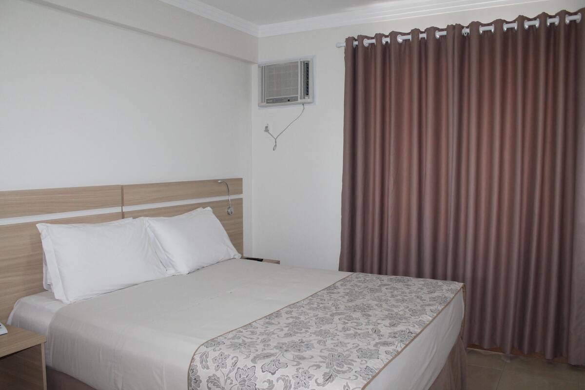 1 bedroom, minibar, in-room safe, laptop workspace