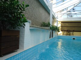 Piscina interna