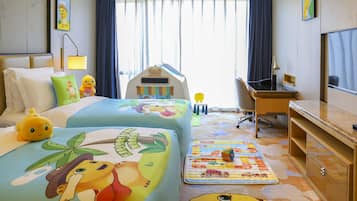 Standard Room, 2 Twin Beds, City View (Deluxe Room City View) | Premium bedding, Tempur-Pedic beds, minibar, in-room safe