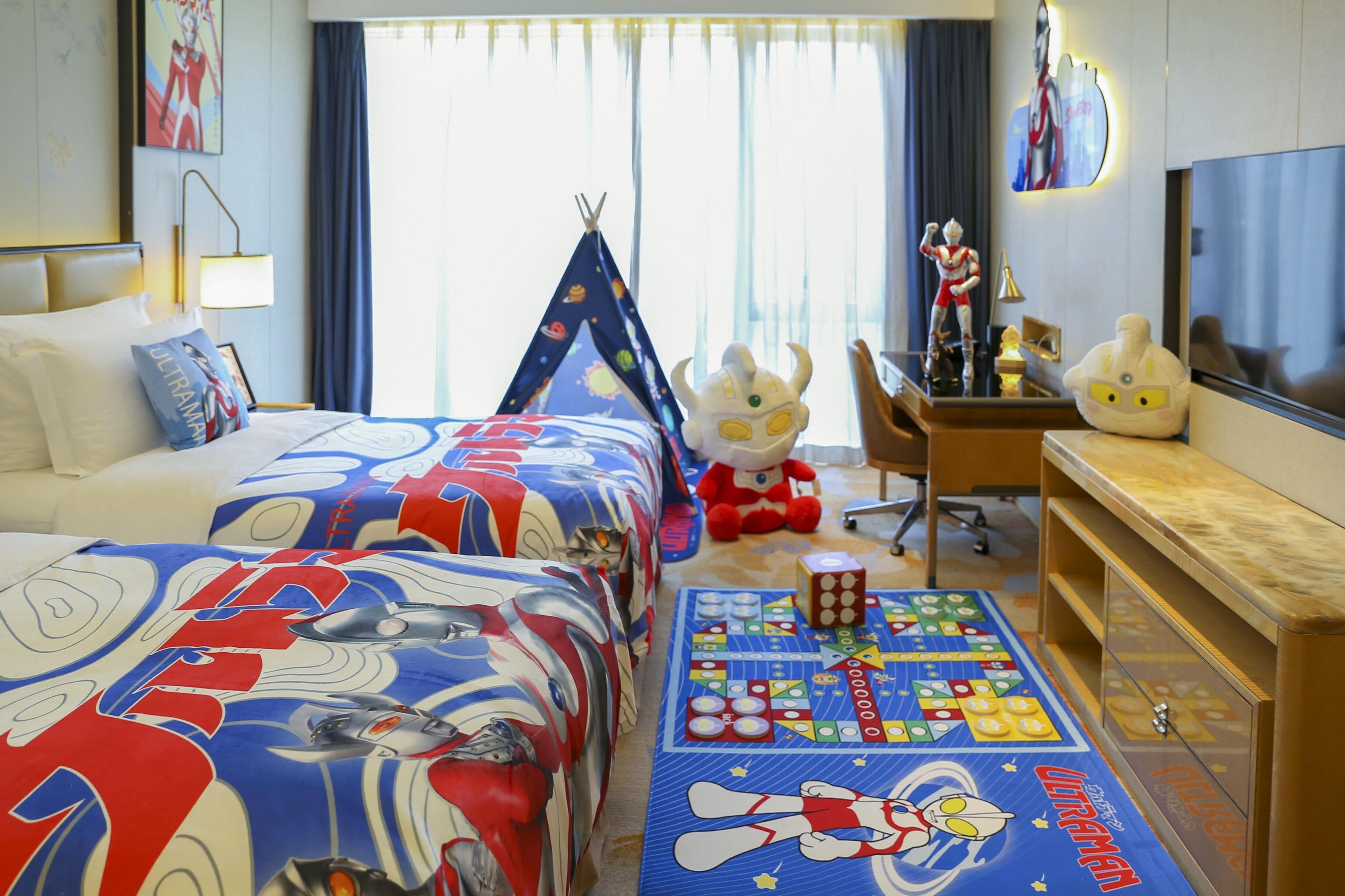 Standard-huone, 2 yhden hengen sänkyä, kaupunkinäköala (Deluxe Room City View) | Ylelliset vuodevaatteet, Tempur Pedic -patjalliset sängyt, minibaari