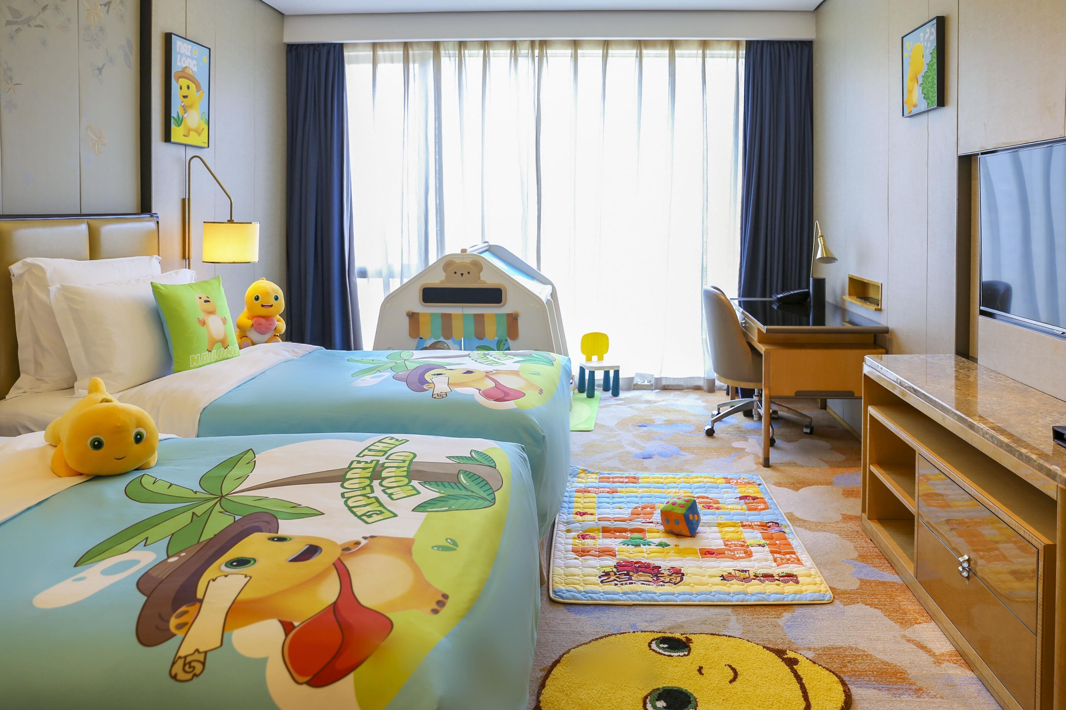 标准房, 2 张单人床, 城市景观 (Deluxe Room City View) | 高档床上用品、泰普尔床垫、迷你吧、客房内保险箱