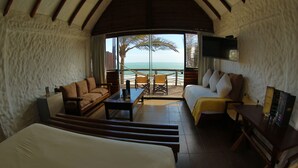 Suite, 1 King Bed with Sofa bed, Beach View - Hotel Rustica Vichayito (Los Organos)