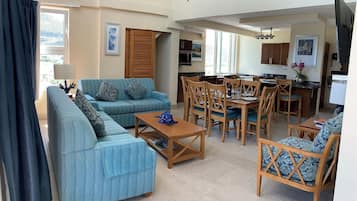 Appart'hôtel | Coin séjour | Télévision