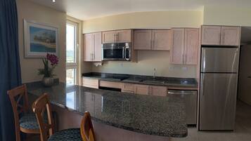 Condo | Private kitchen | Full-size fridge, microwave, oven, stovetop