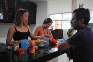 Food court - Hostal Zleeping (Santa Marta)