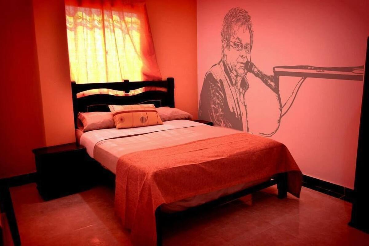 Double Room (air conditioner) | Desk, WiFi (free)