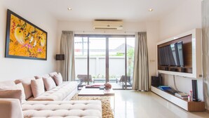 1 Bedroom Private Pool Villa | Wohnzimmer
