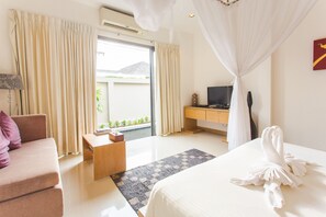 1 Bedroom Private Pool Villa | ตู้นิรภัยในห้องพัก, เตียงเสริม/เปล, Wi-Fi ฟรี