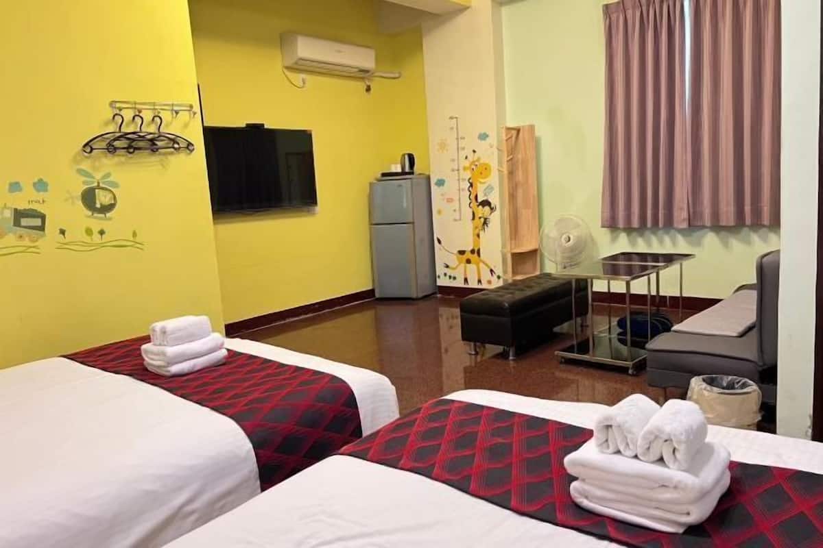 Individually furnished, free WiFi, bed sheets