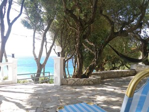 Enceinte de lâhĂ©bergement