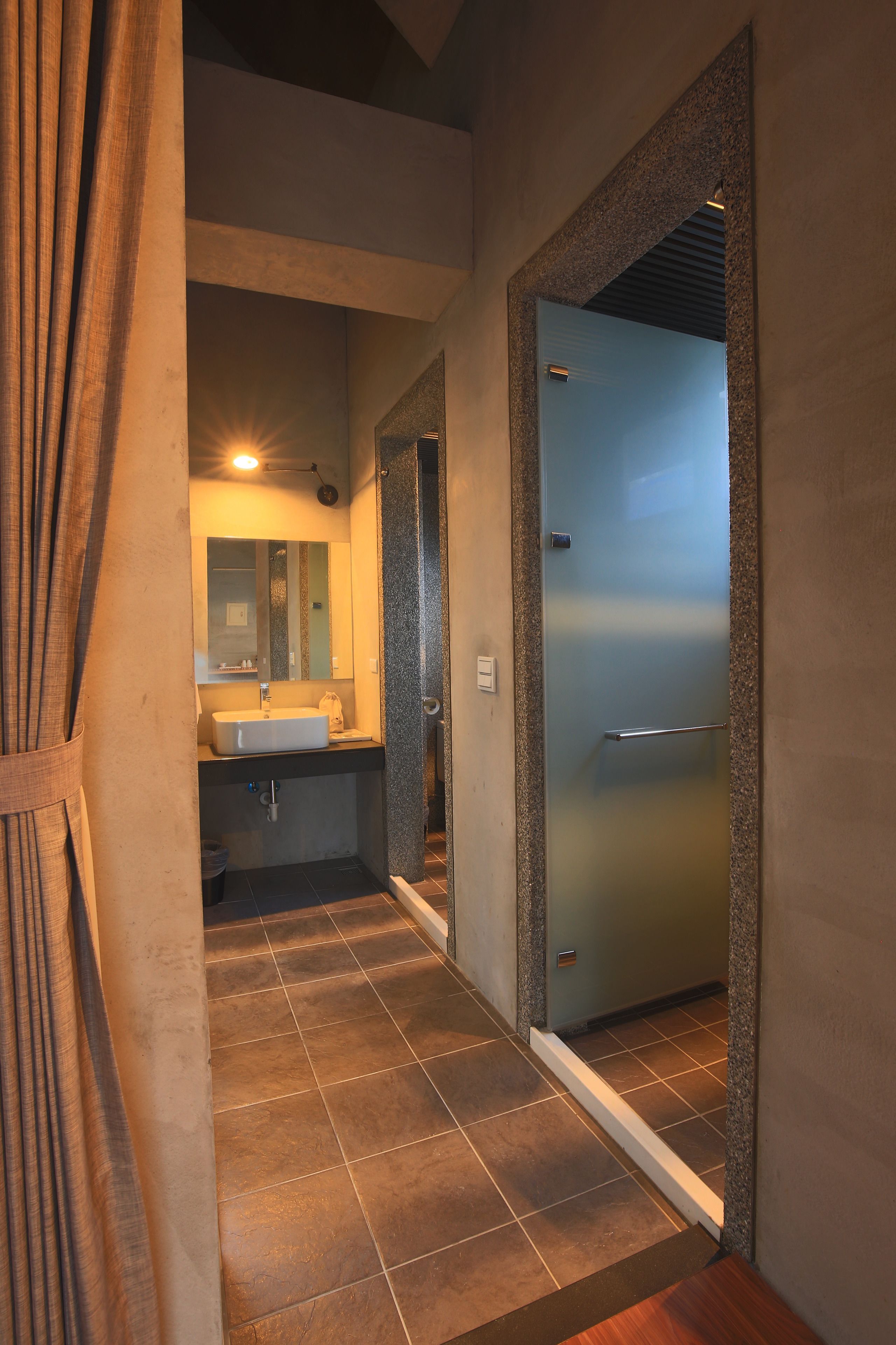 separate bathtub and shower, spring water bathtub, free toiletries