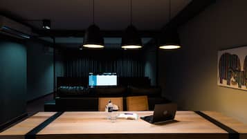 Superior Studio | In-room dining