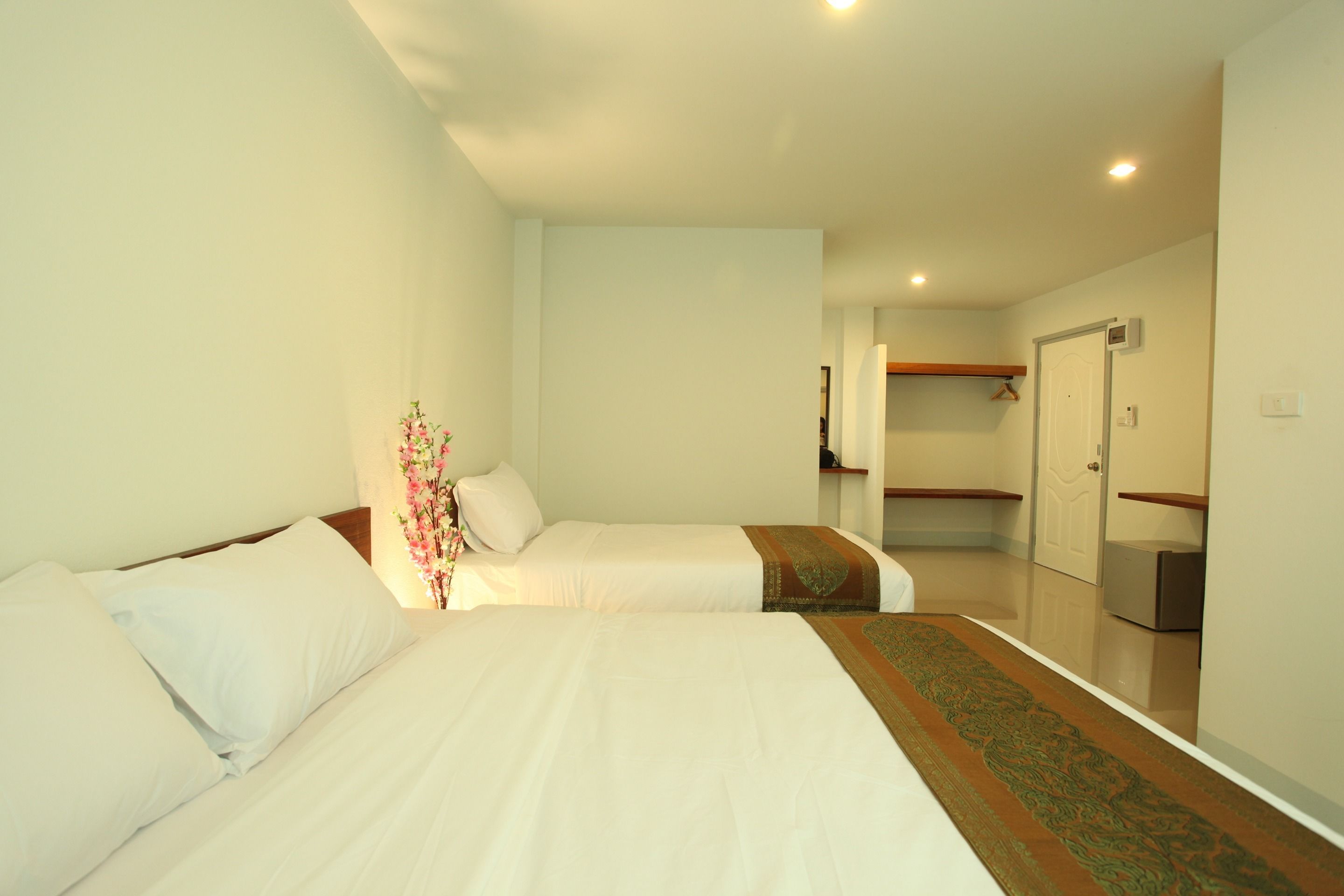 standard triple room | rollaway beds, free wifi