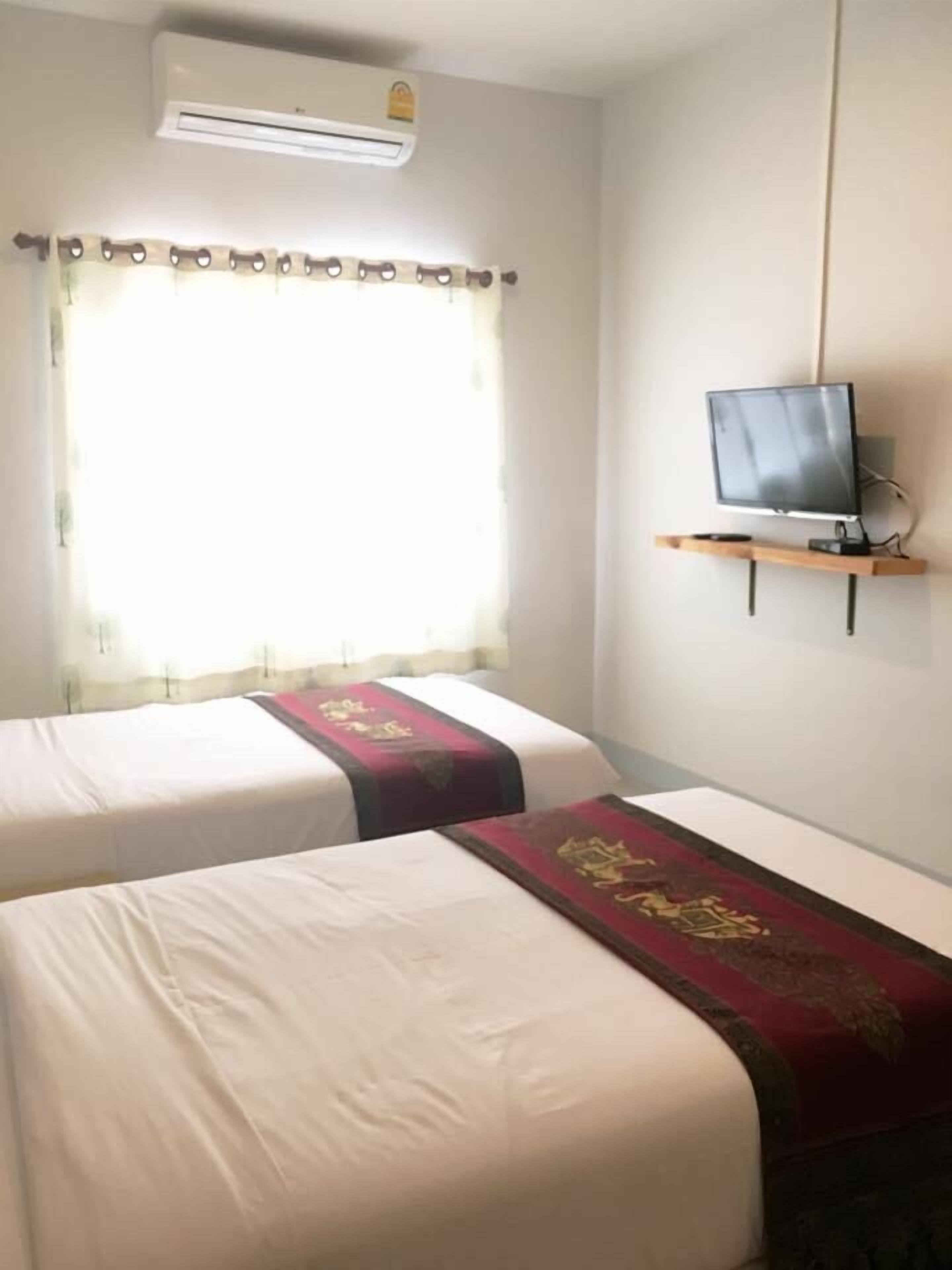 standard twin room | rollaway beds, free wifi