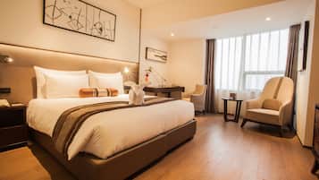 Premium bedding, minibar, in-room safe, desk