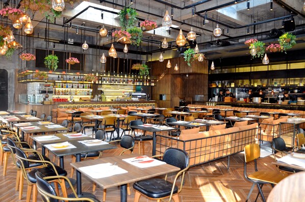 4 restaurants, breakfast served - Shaoxing Xianheng Grand Hotel (Shaoxing)