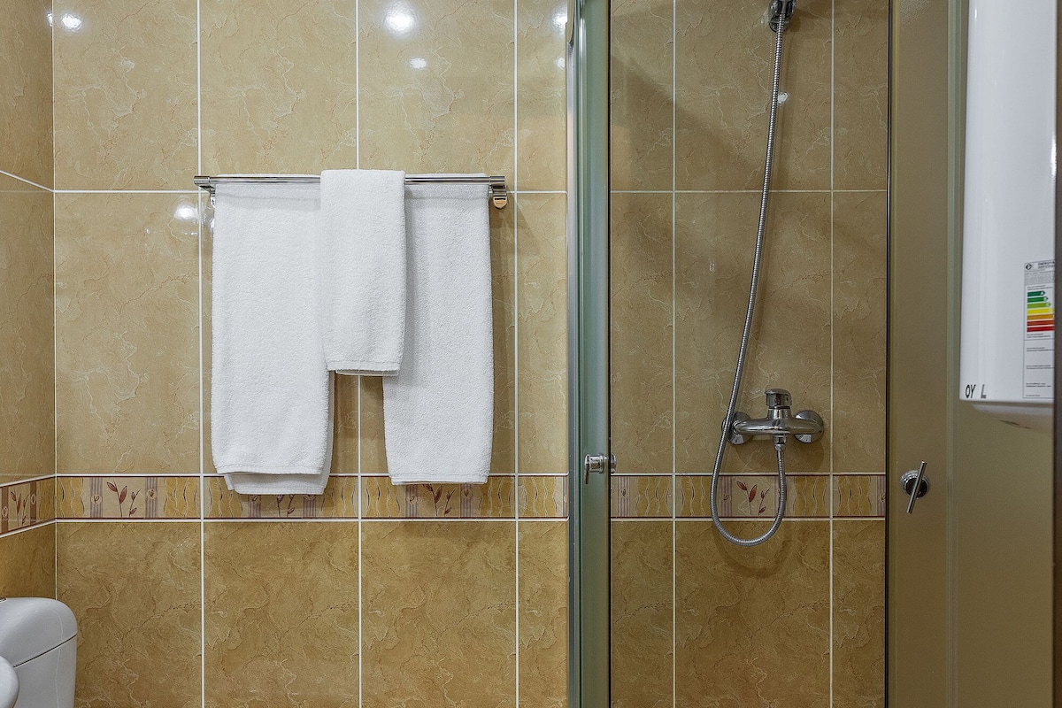 shower, free toiletries, hair dryer, bathrobes