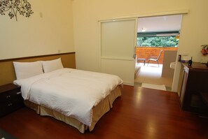 1 bedroom, soundproofing, rollaway beds, free wired Internet - Hsinchu Bali Forest Hot Spring Resort (Jianshi)