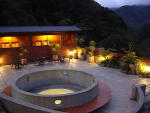 Interior entrance - Hsinchu Bali Forest Hot Spring Resort (Jianshi)