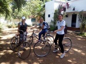Bicycling - Goalma Family Holiday Resort & Restaurant (Anuradhapura)