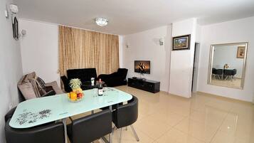 Departamento, 2 habitaciones | Servicio a la habitación