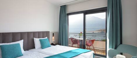 Panoramic Double Room, Balcony, Lake View | In-room safe, desk, free WiFi, bed sheets